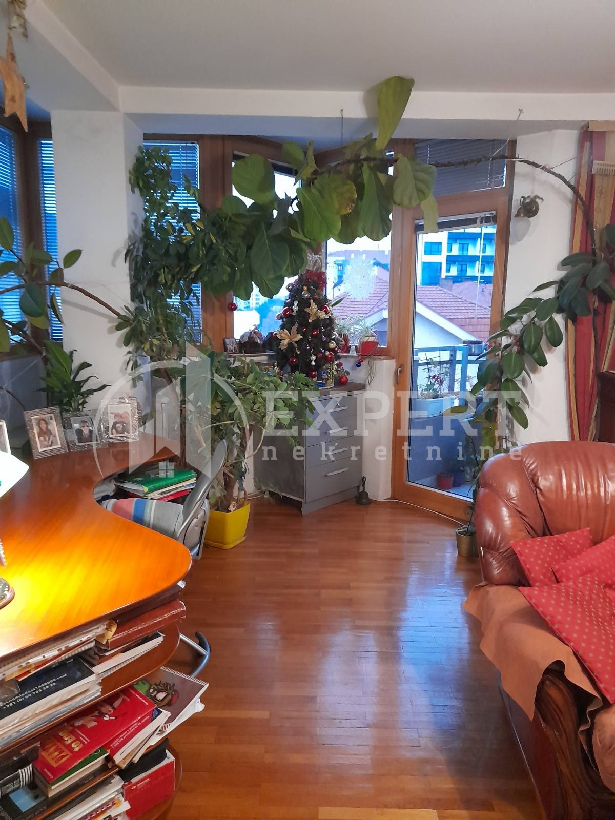 četvorosoban stan, 111 m2, Čair, Prvomajska ID: p-013009 6