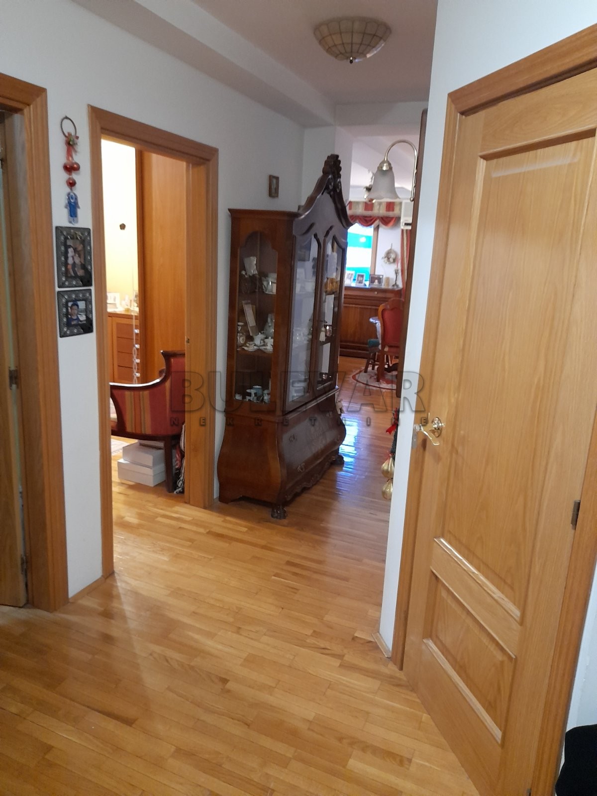 četvorosoban stan, 111 m2, Čair, Prvomajska ID: p-013009 10