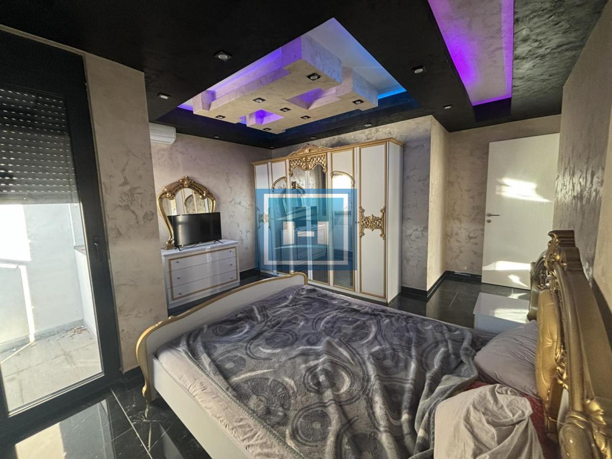 Ekskluzivan stan s pogledom na grad i stadion u kompleksu Crnjanski 11