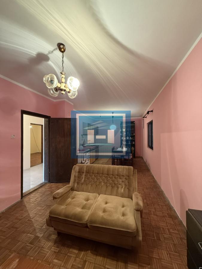 Na prodaju kuća u Paljanu – savršeno mesto za miran život! 8