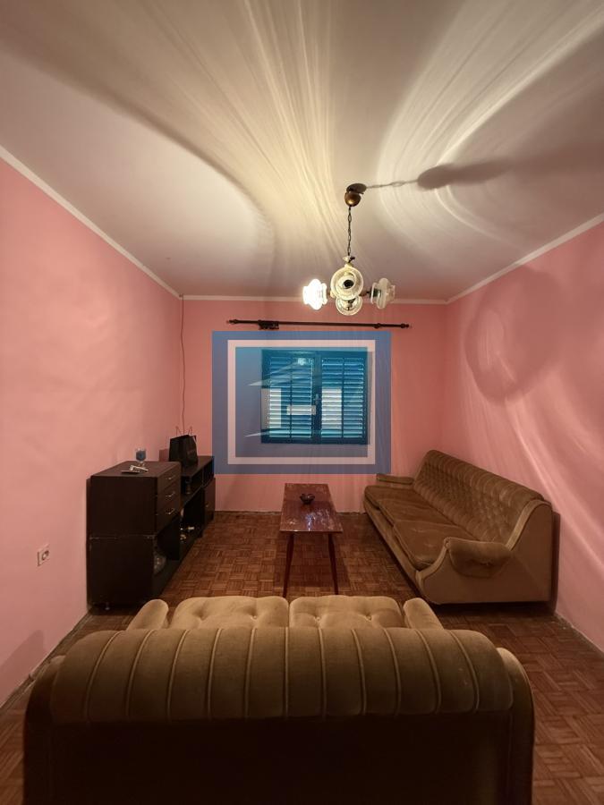 Na prodaju kuća u Paljanu – savršeno mesto za miran život! 11