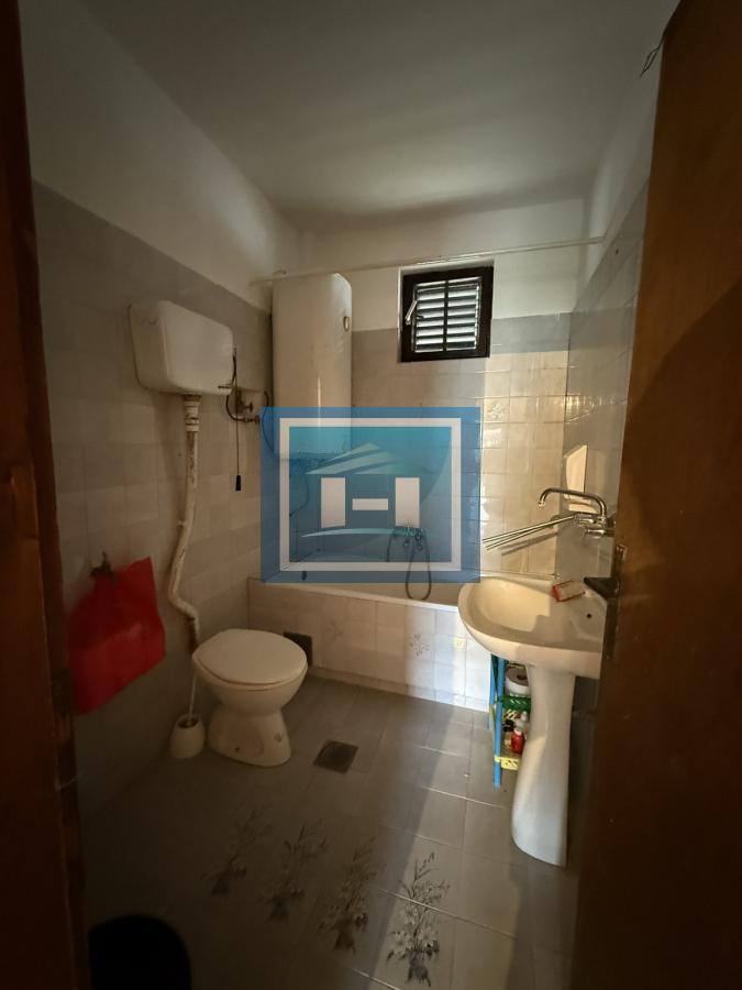 Na prodaju kuća u Paljanu – savršeno mesto za miran život! 12