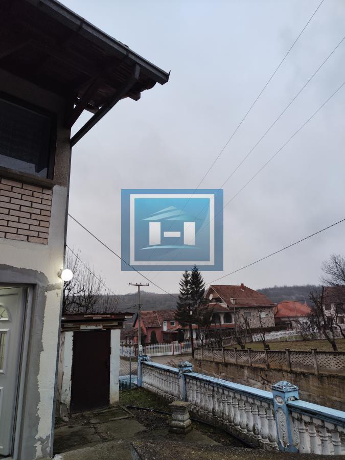 Renovirana kuća od 122 m2 u Grabovici kod Despotovca 22