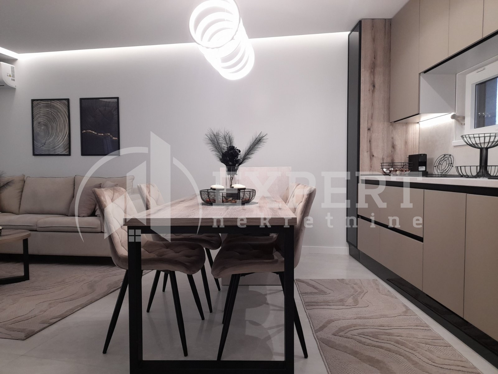 Dvosoban stan, 56 m2, Dom zdravlja, Pantelejska ID: i-013053 13