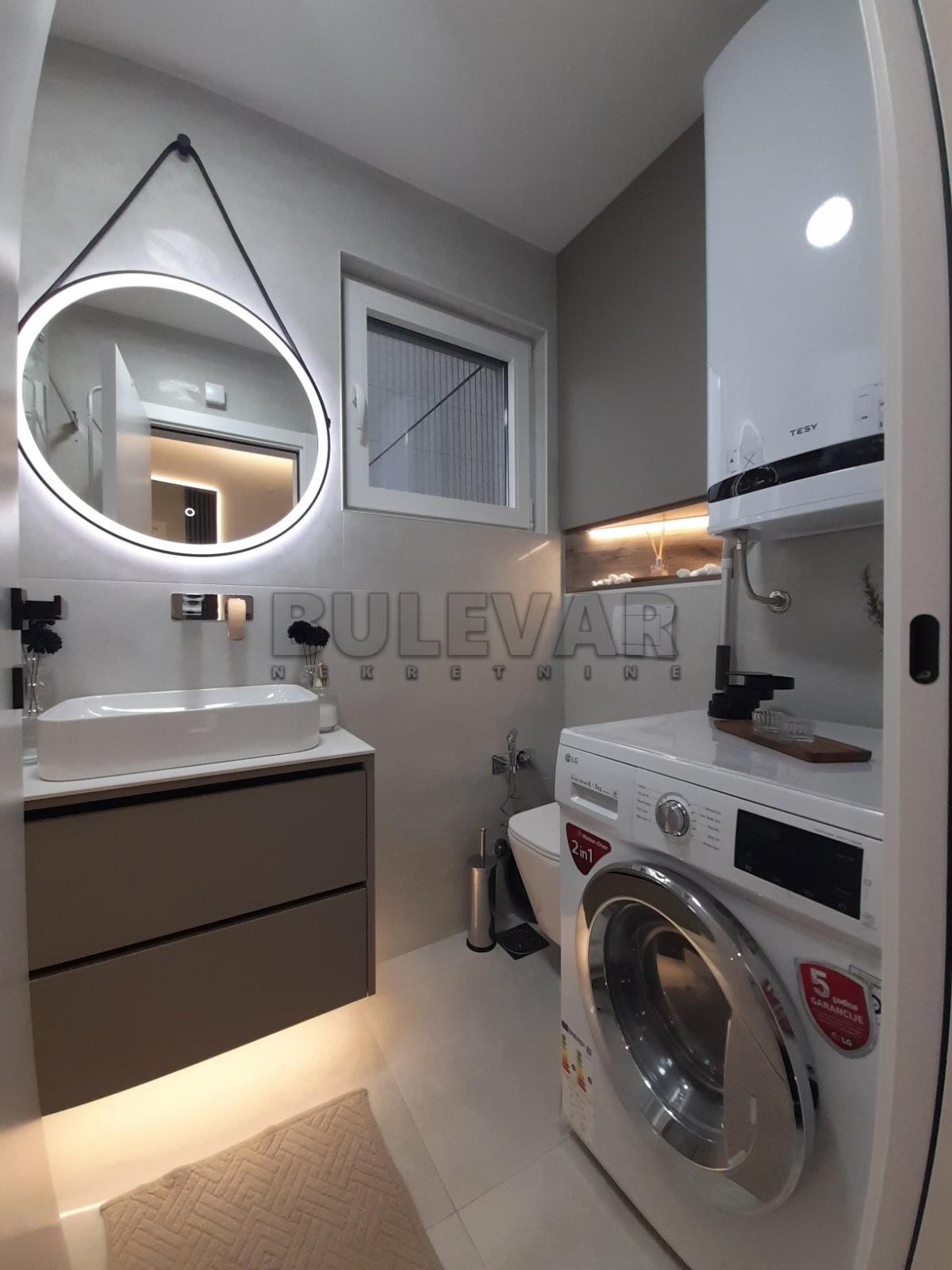 Dvosoban stan, 56 m2, Dom zdravlja, Pantelejska ID: i-013053 34