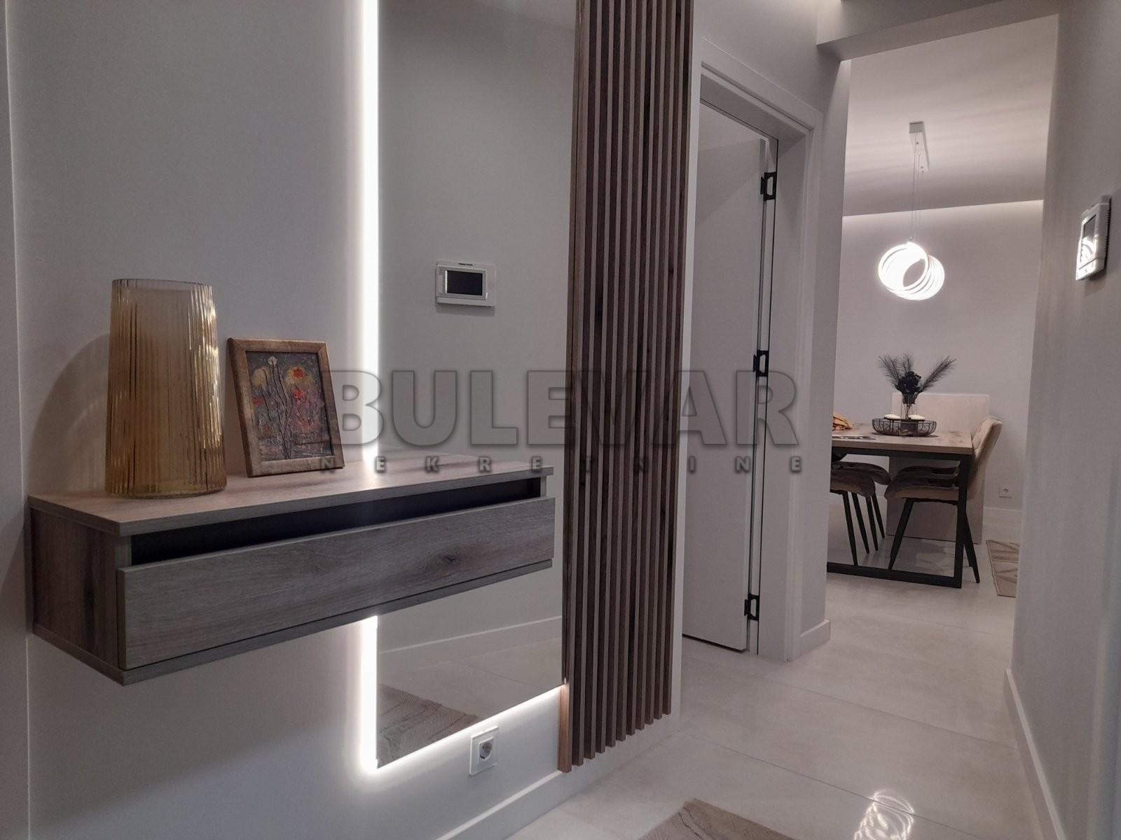 Dvosoban stan, 56 m2, Dom zdravlja, Pantelejska ID: i-013053 16