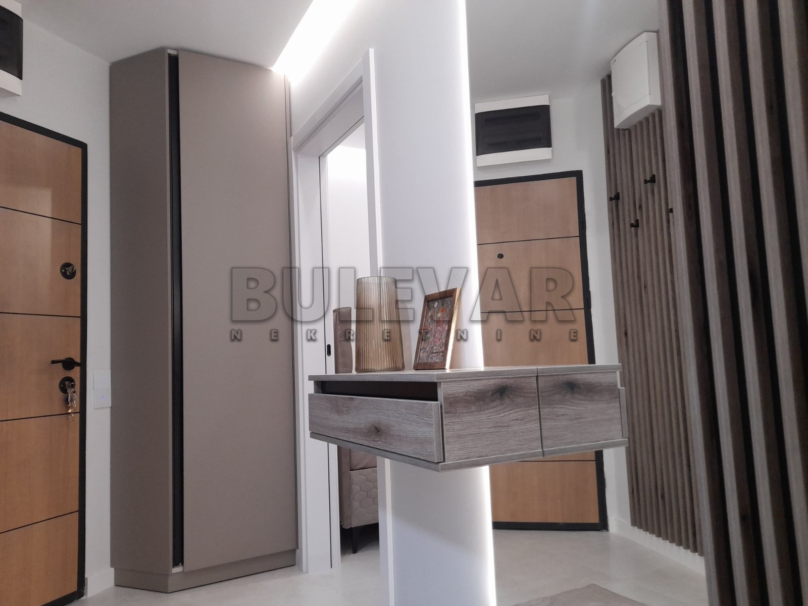 Dvosoban stan, 56 m2, Dom zdravlja, Pantelejska ID: i-013053 18