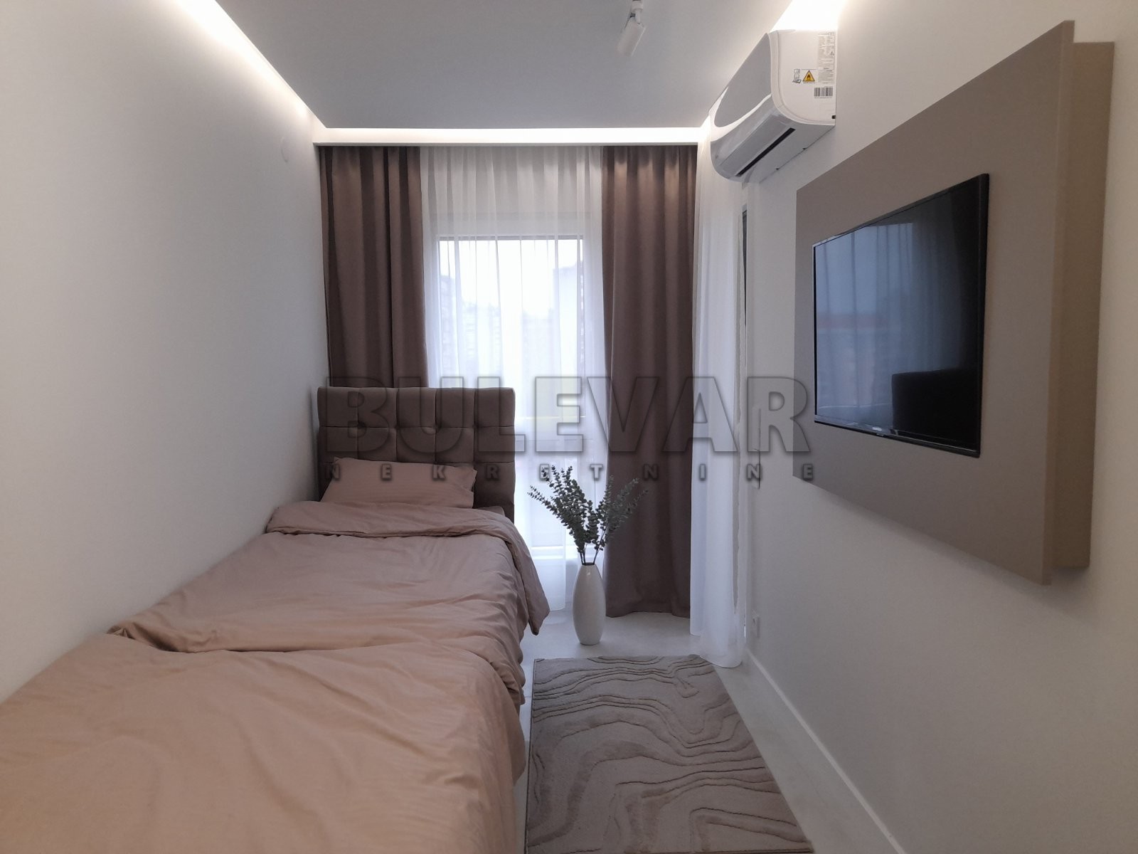 Dvosoban stan, 56 m2, Dom zdravlja, Pantelejska ID: i-013053 28