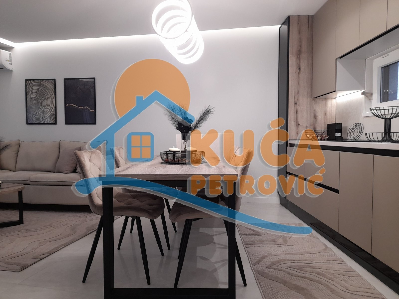 Dvosoban stan, 56 m2, Dom zdravlja, Pantelejska ID: i-013053 13