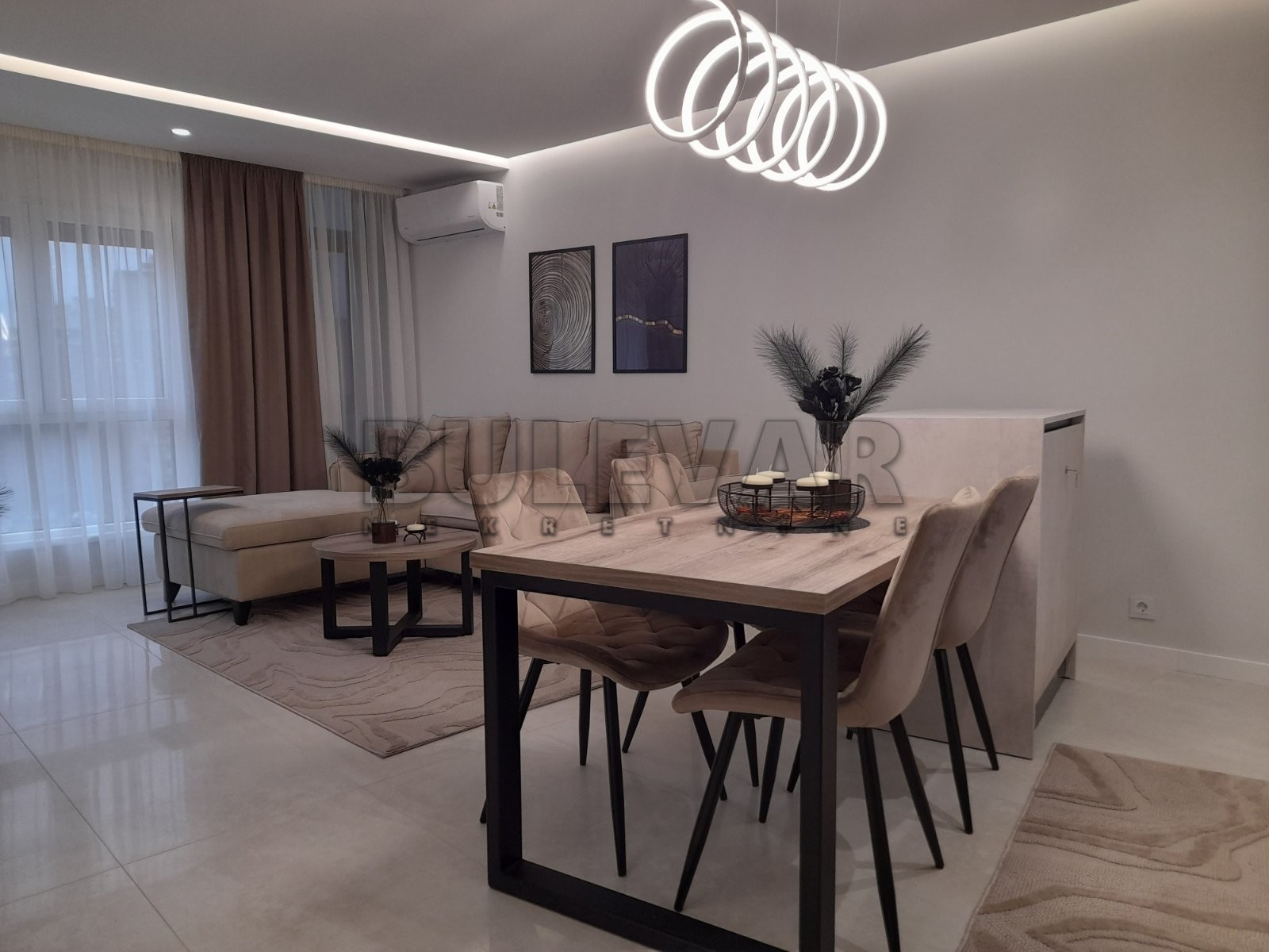 Dvosoban stan, 56 m2, Dom zdravlja, Pantelejska ID: i-013053 12