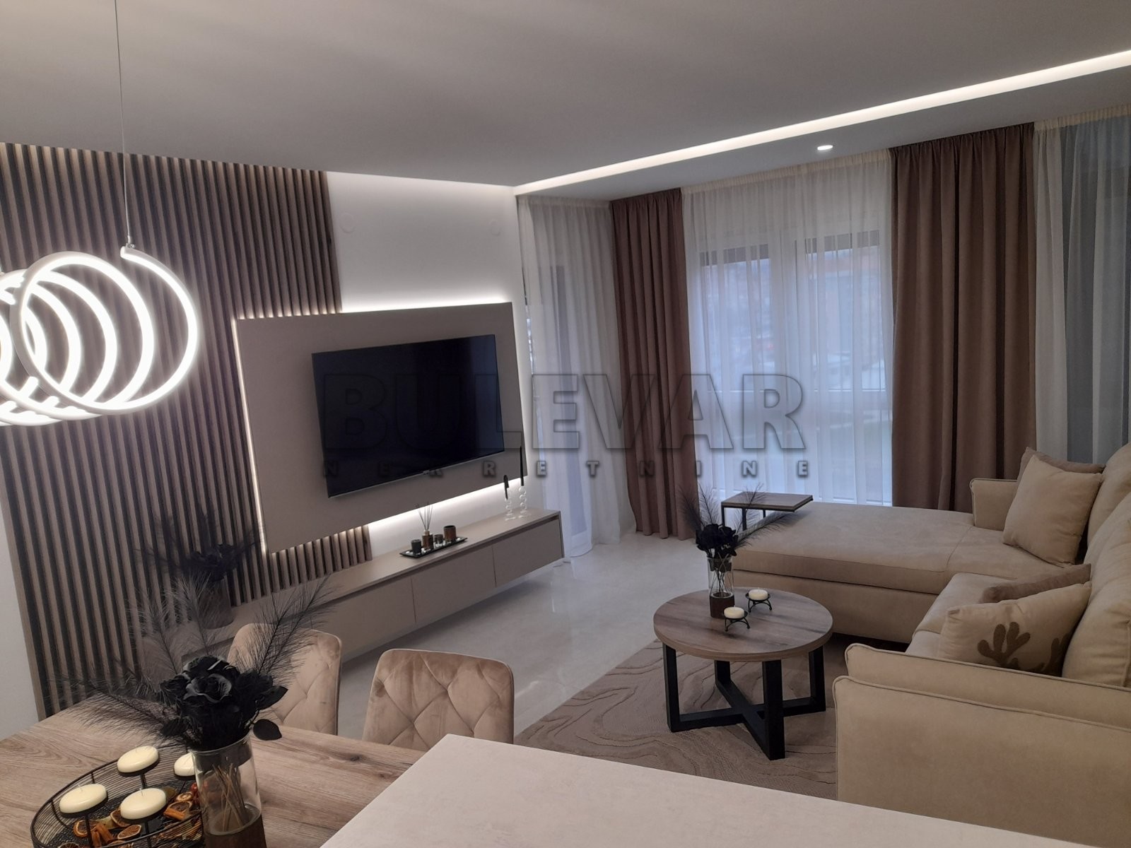 Dvosoban stan, 56 m2, Dom zdravlja, Pantelejska ID: i-013053 9