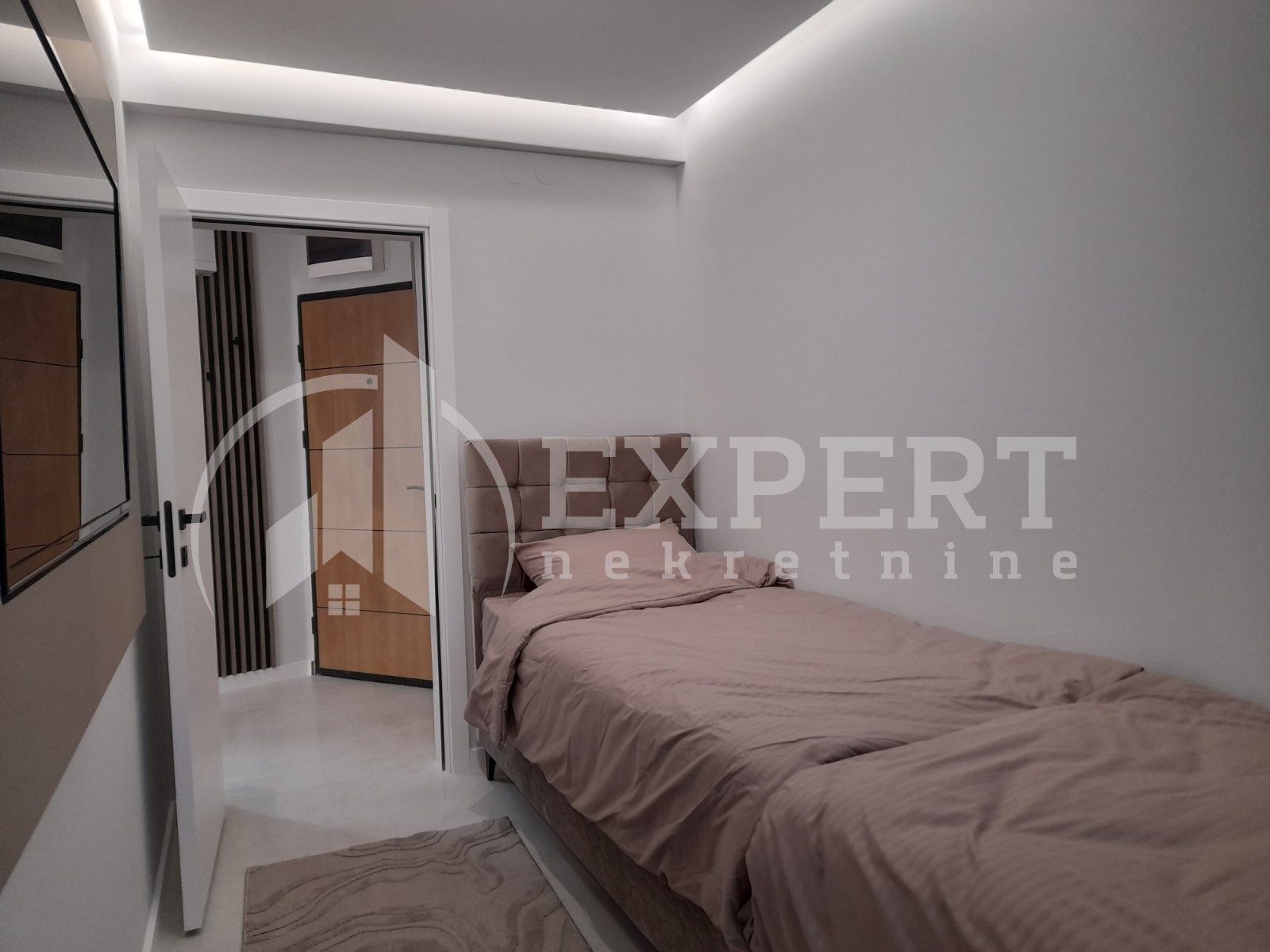 Dvosoban stan, 56 m2, Dom zdravlja, Pantelejska ID: i-013053 30