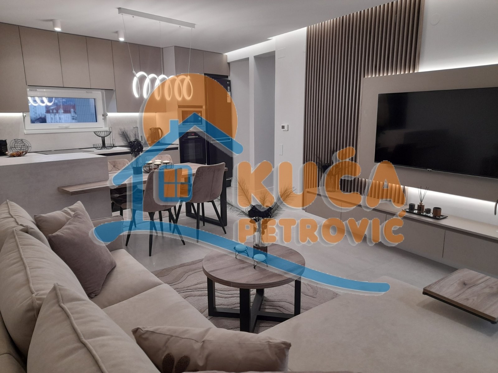 Dvosoban stan, 56 m2, Dom zdravlja, Pantelejska ID: i-013053 1