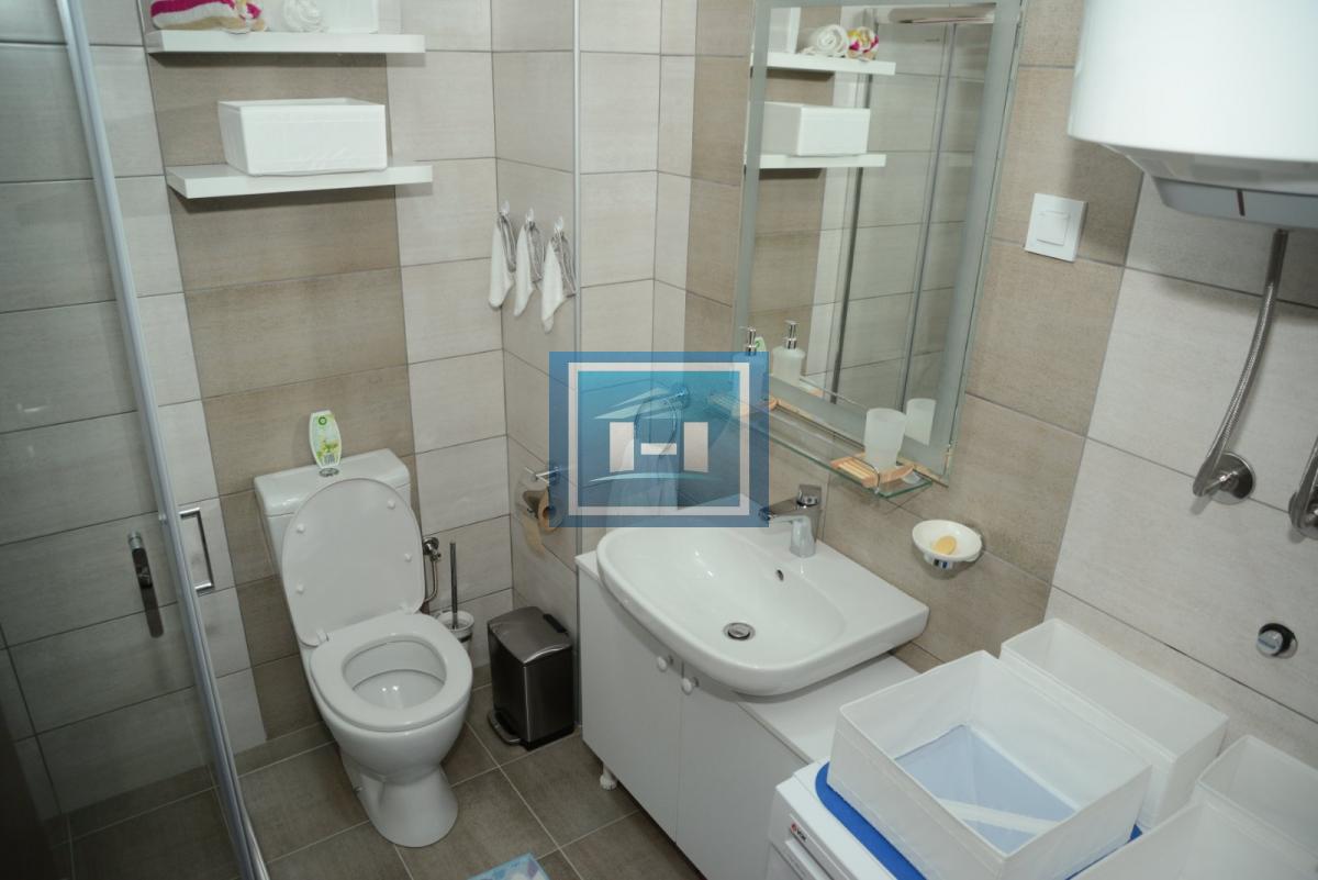 Jednosoban stan kod Akva parka 8