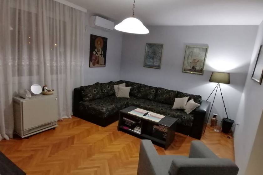 Prodajemo dvosoban  49m2  Karaburma  Mirijevski bulevar 1