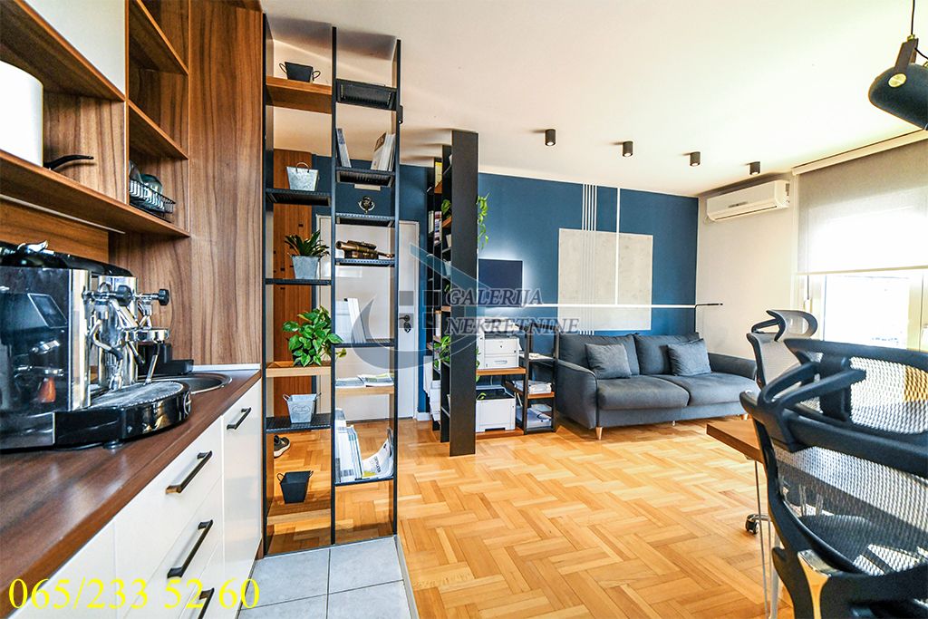 Zvezdara  Denkova bašta   Petra Škundrića 55m2 3