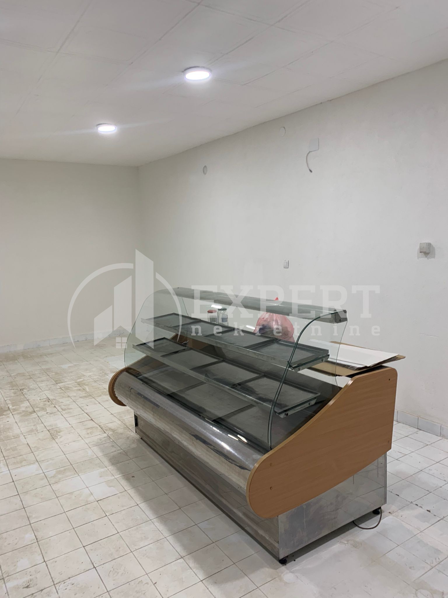 četvorosobna kuća, 390 m2, Popovac, Popovac ID: p-013055 8