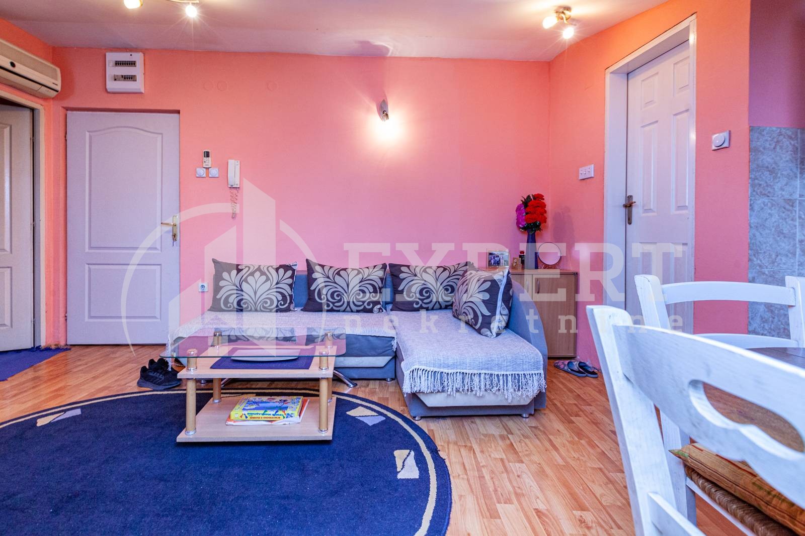 Jednosoban stan, 33 m2, Centar, Trg kralja Aleksandra Ujedinitelja ID: i-05911 4