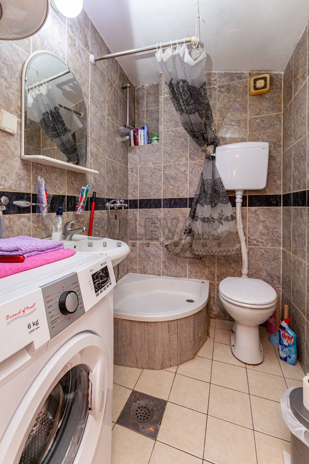 Jednosoban stan, 33 m2, Centar, Trg kralja Aleksandra Ujedinitelja ID: i-05911 11