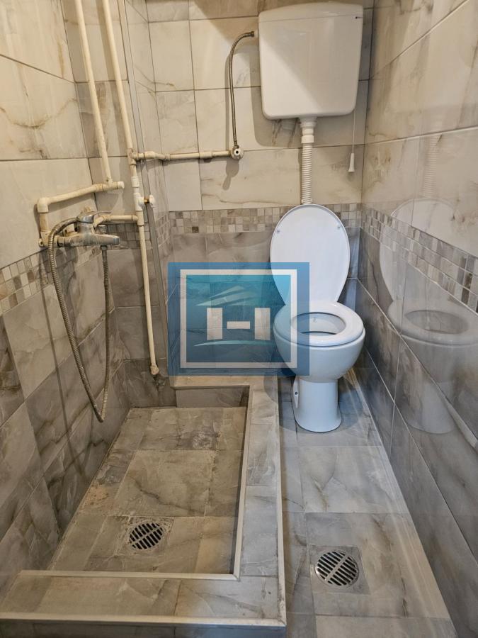 stambeno poslovni objekat u glavnoj ulici u Jagodini 11