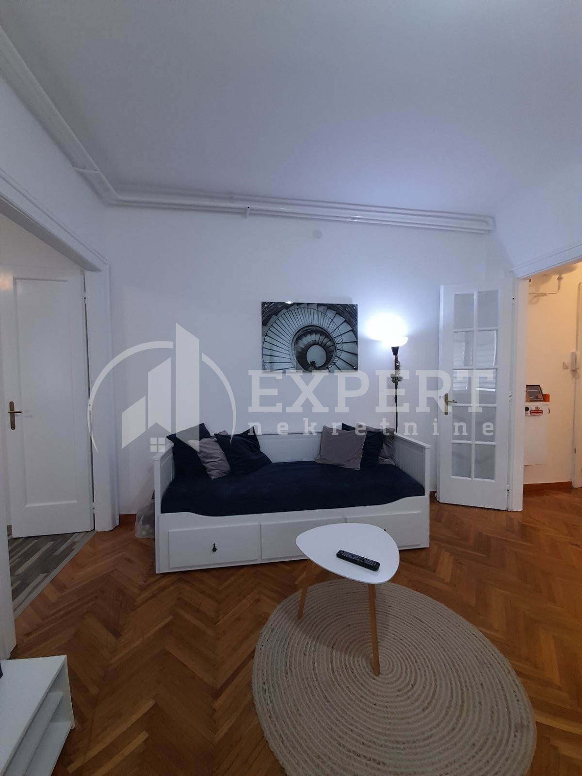 Jednosoban stan, 50 m2, Centar, Strahinjića Bana ID: i-013079 2
