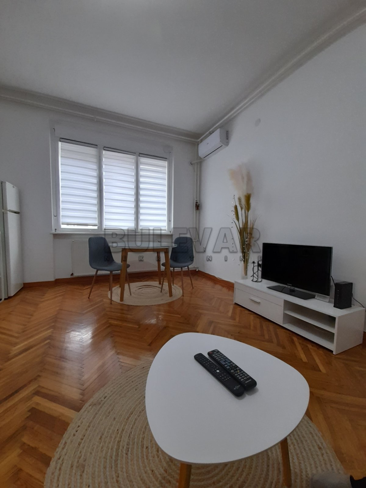 Jednosoban stan, 50 m2, Centar, Strahinjića Bana ID: i-013079 4