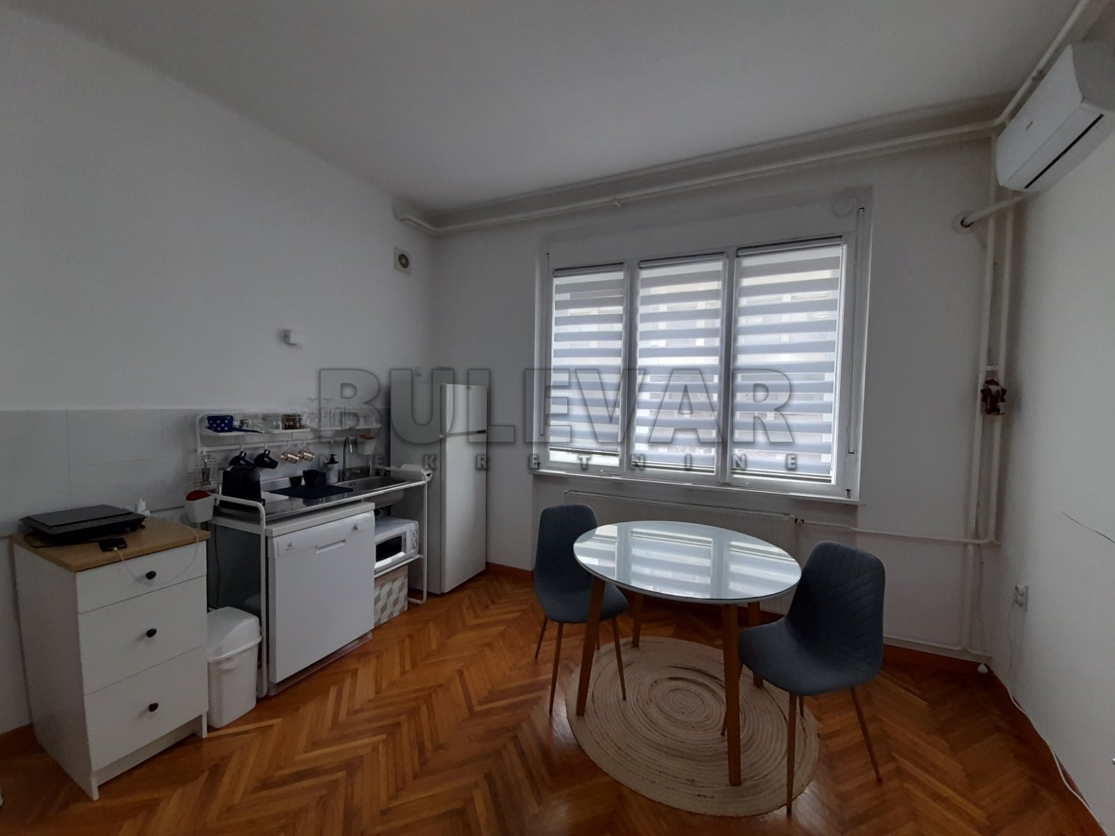 Jednosoban stan, 50 m2, Centar, Strahinjića Bana ID: i-013079 6