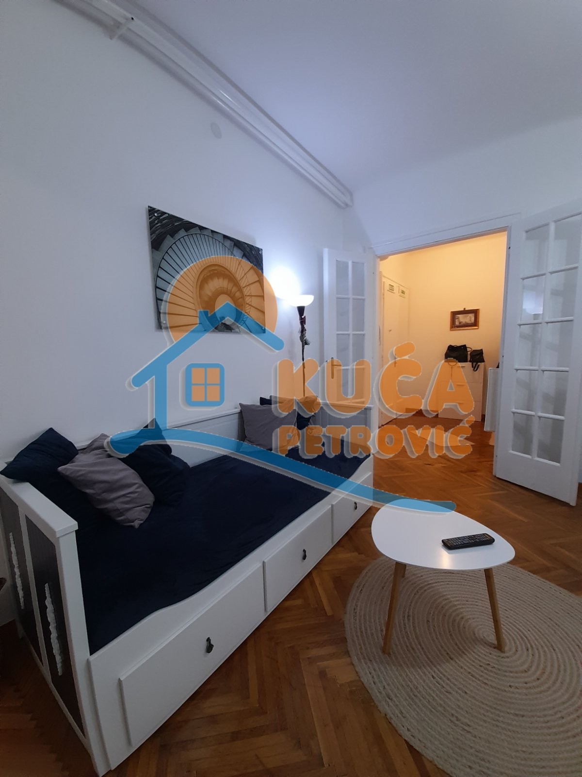 Jednosoban stan, 50 m2, Centar, Strahinjića Bana ID: i-013079 3