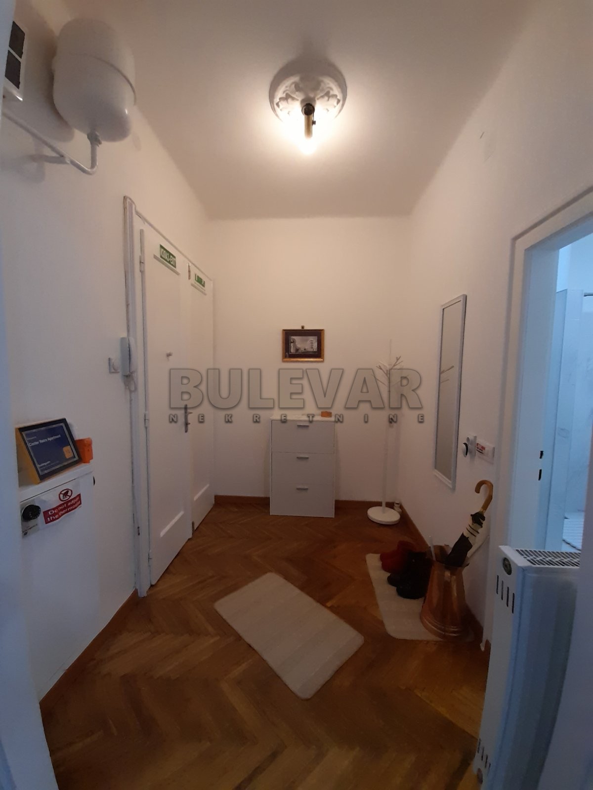 Jednosoban stan, 50 m2, Centar, Strahinjića Bana ID: i-013079 12