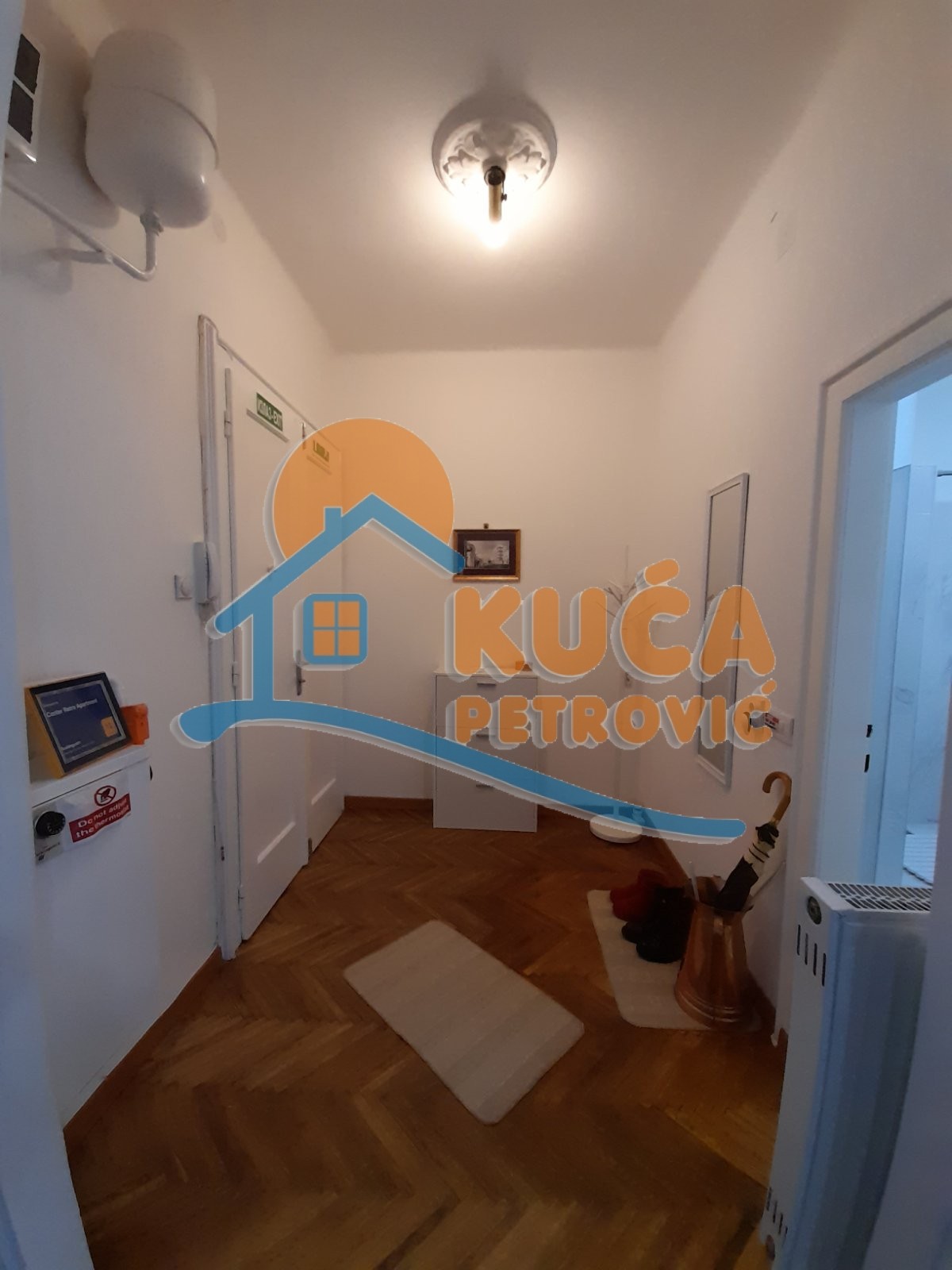 Jednosoban stan, 50 m2, Centar, Strahinjića Bana ID: i-013079 12