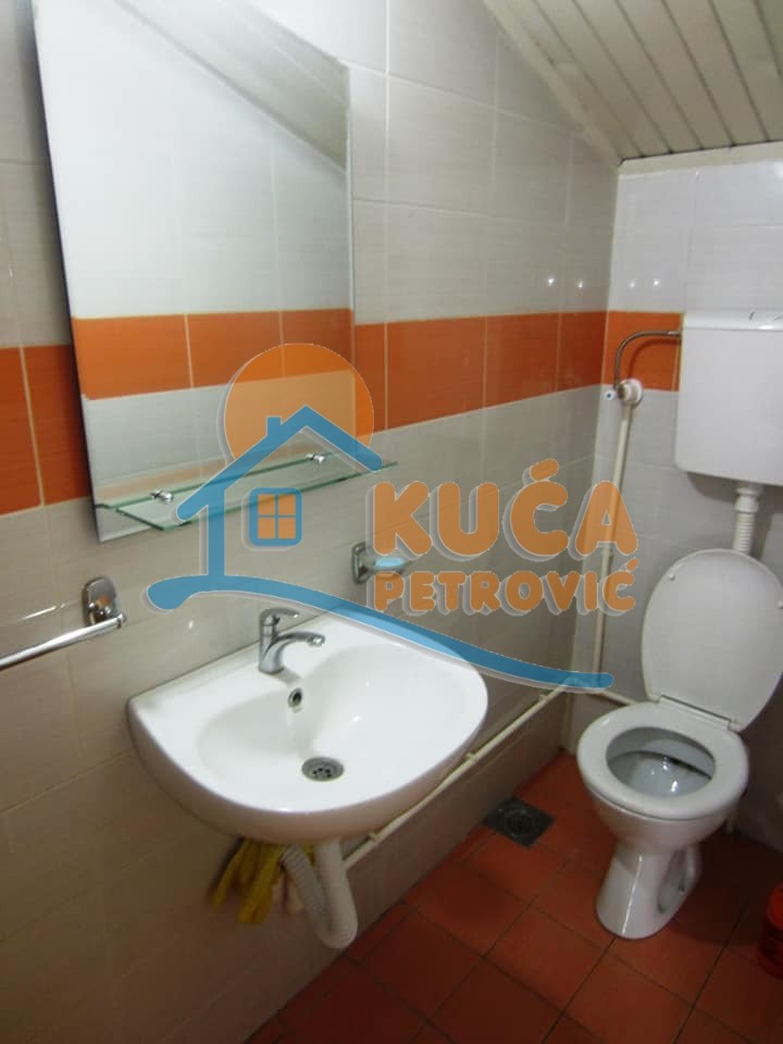 Lokal, 42 m2, Obilićev Venac, Jug Bogdanova ID: p-013095 3