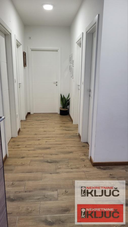 KOD LIPOV GAJA, 119m2, Petosoban, Parking, Novogradnja 18