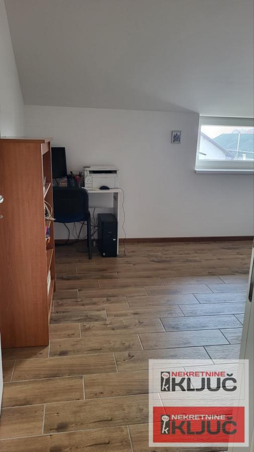 KOD LIPOV GAJA, 119m2, Petosoban, Parking, Novogradnja 27