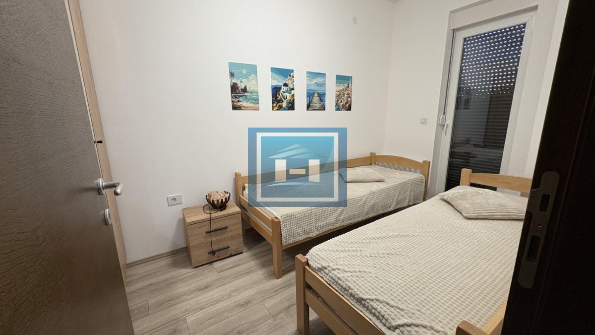 Prostran stan kod Akva Parka sa minmalnim troškovima 6