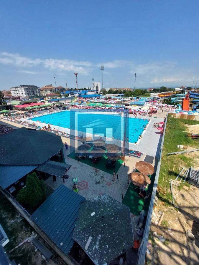 Nov, namešten stan na korak od Aqua parka 10