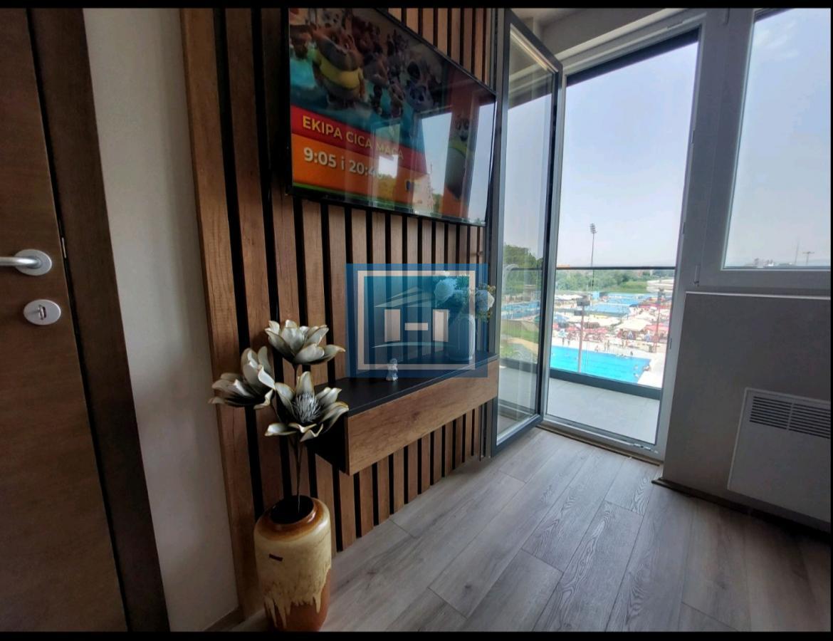 Nov, namešten stan na korak od Aqua parka 8