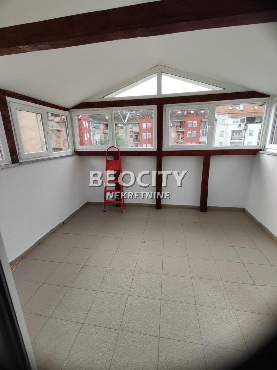 četvorosoban stan, 110 m2, Železnička stanica, Stevana Doronjskog ID: 115377 10