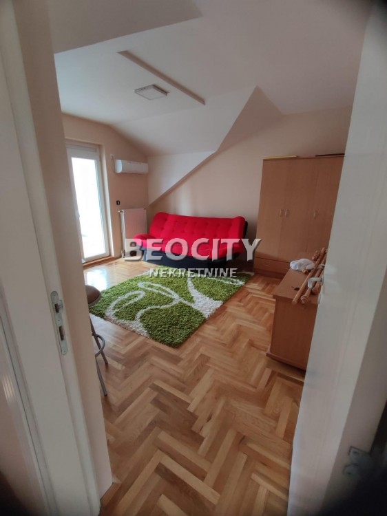 četvorosoban stan, 110 m2, Železnička stanica, Stevana Doronjskog ID: 115377 7