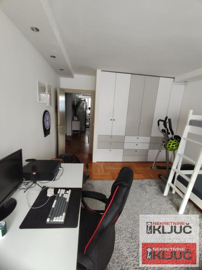 GRBAVICA, 75m2 korisno 85m2, Četvorosoban, Renoviran, Namešten 10