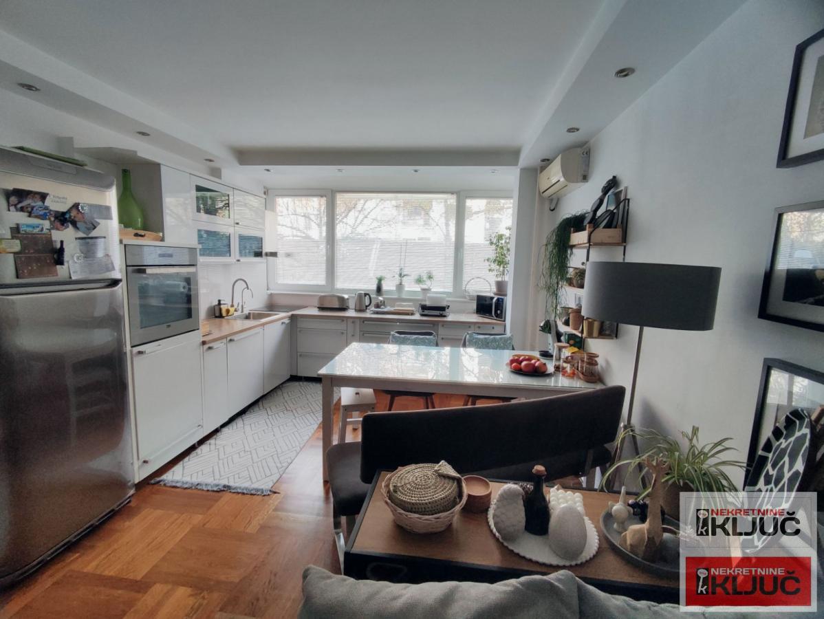 GRBAVICA, 75m2 korisno 85m2, Četvorosoban, Renoviran, Namešten 6