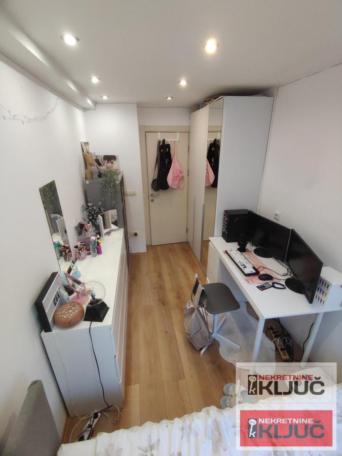 GRBAVICA, 75m2 korisno 85m2, Četvorosoban, Renoviran, Namešten 14