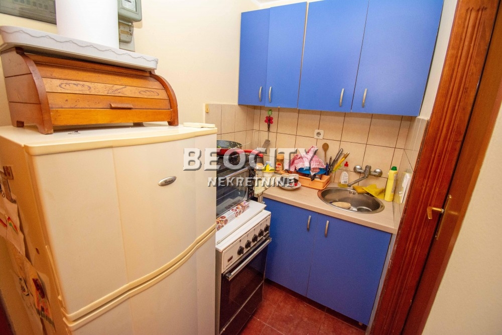 Dvosoban stan, 41 m2, Zemun polje, Tomice Popovića  DVE GARSONJERE ID: 115365 13