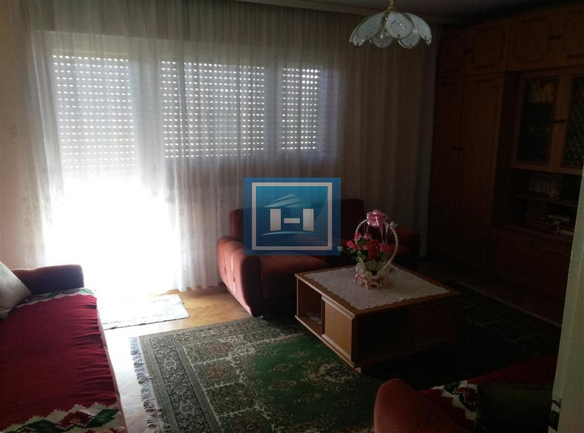 Prodaje se porodična kuća u Vrnjačkoj Banji kod Akva parka 14