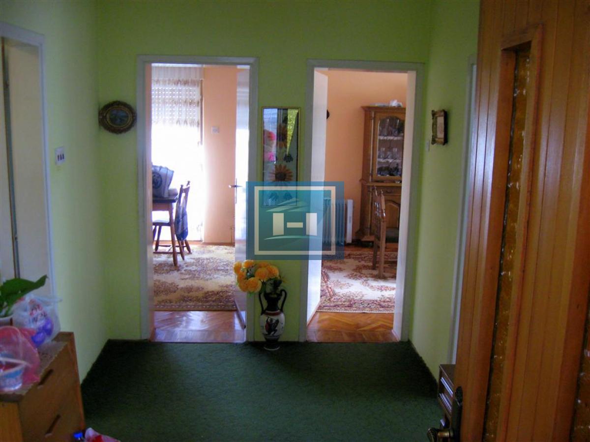 Prodaje se porodična kuća u Vrnjačkoj Banji kod Akva parka 6