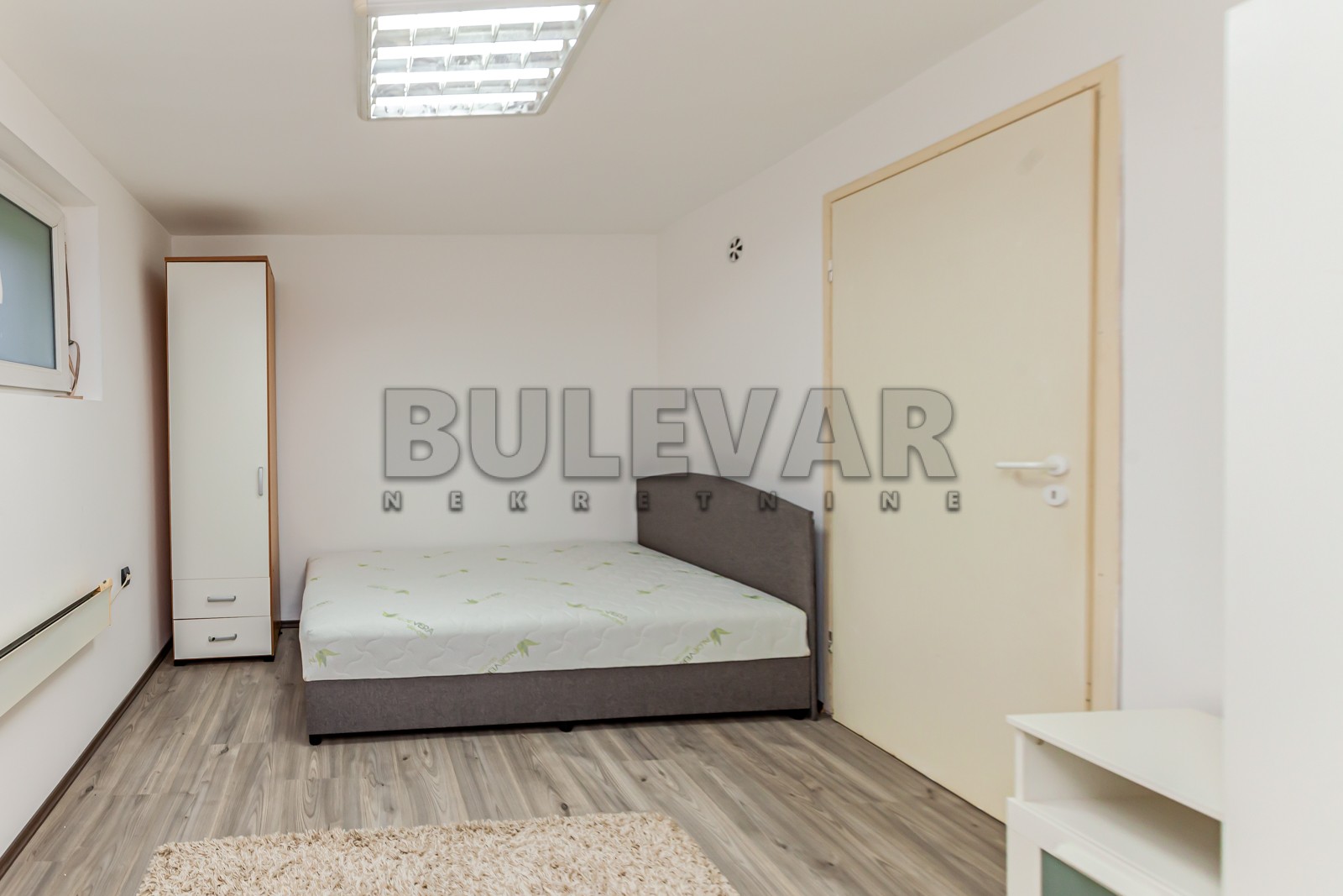 Dvosoban stan, 38 m2, Centar, Katićeva ID: p-013135 10