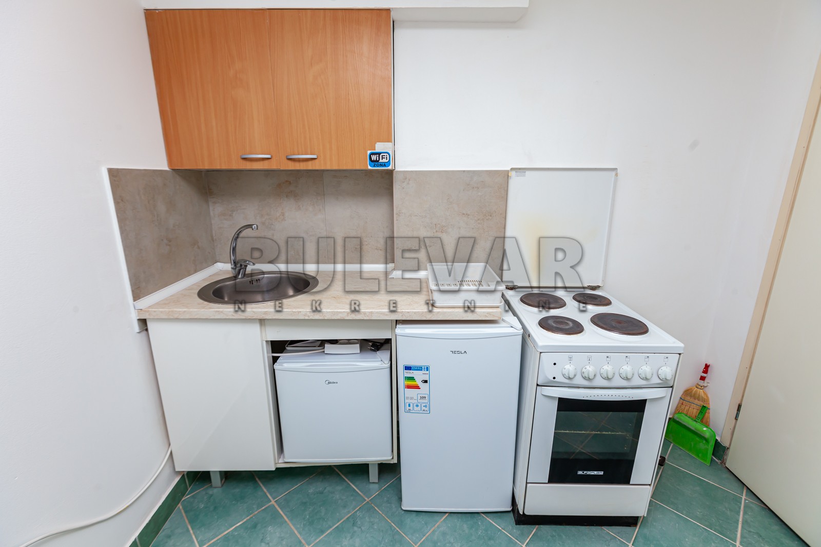 Dvosoban stan, 38 m2, Centar, Katićeva ID: p-013135 5