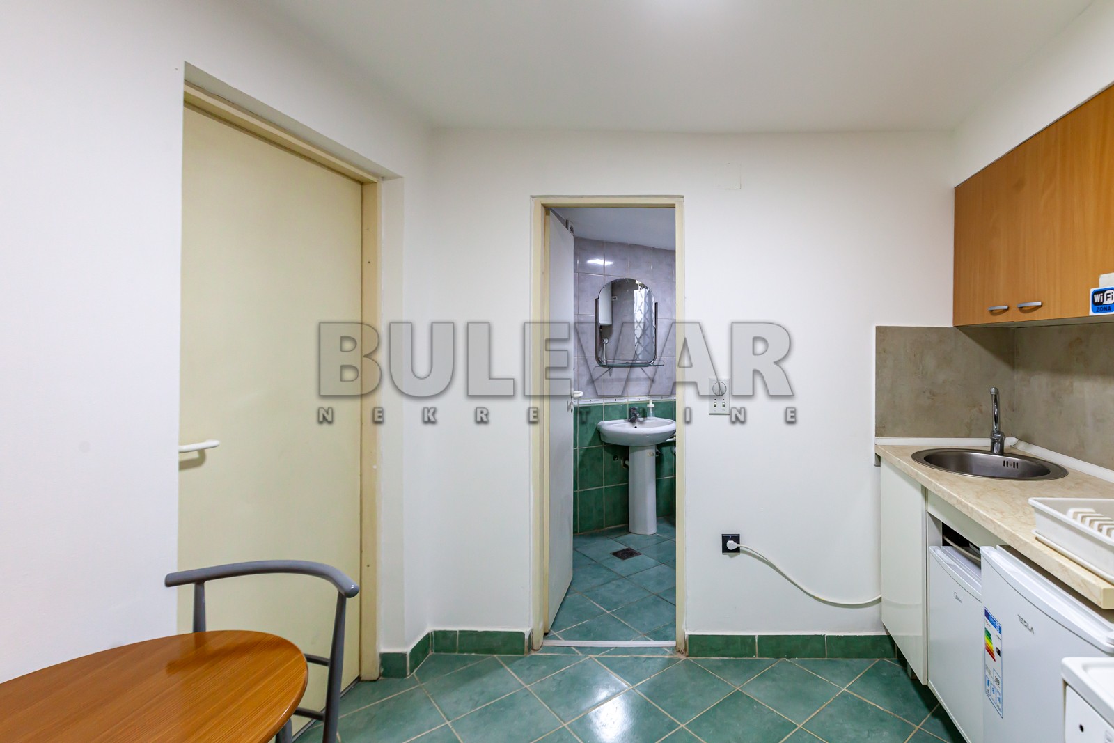 Dvosoban stan, 38 m2, Centar, Katićeva ID: p-013135 7