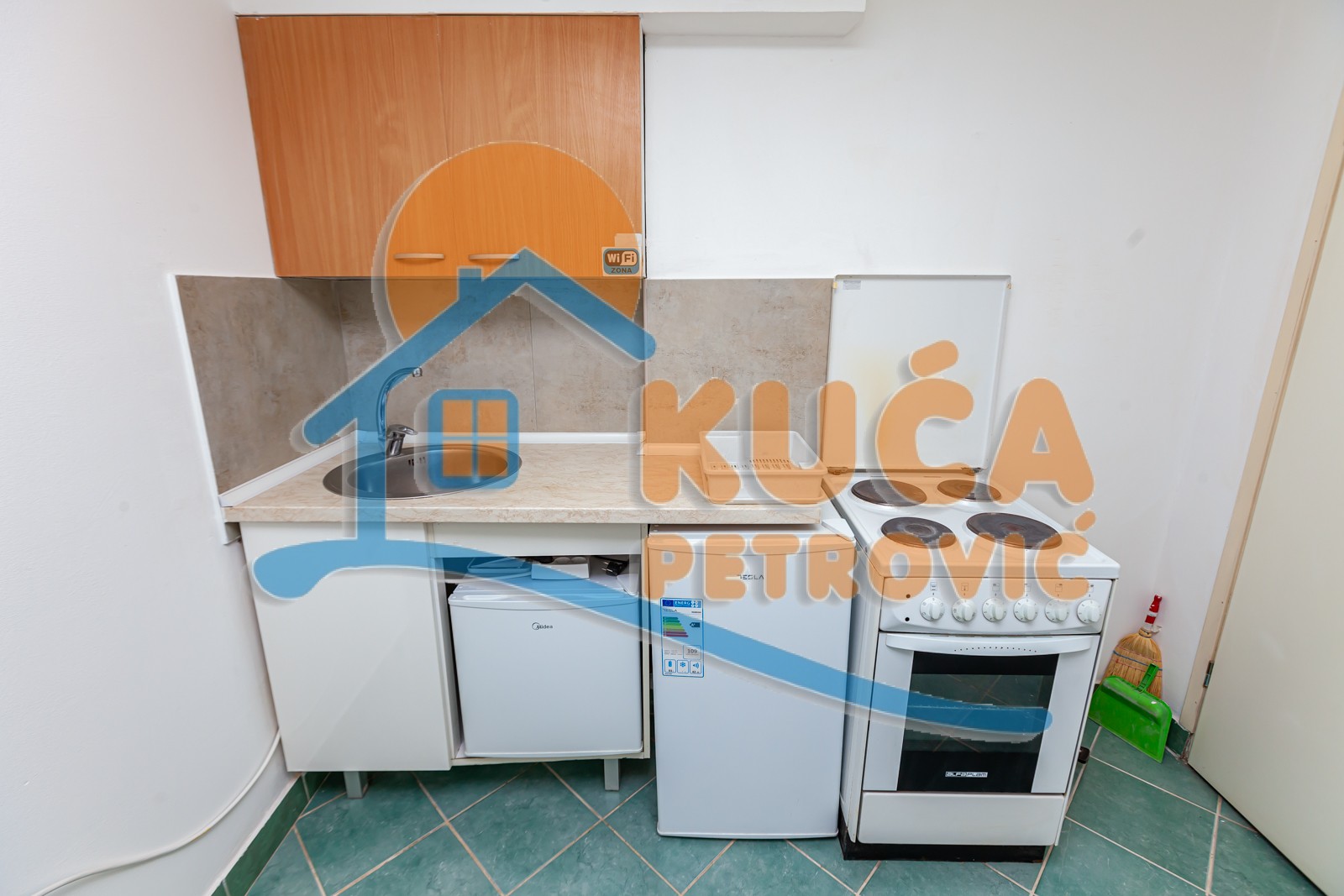 Dvosoban stan, 38 m2, Centar, Katićeva ID: p-013135 5