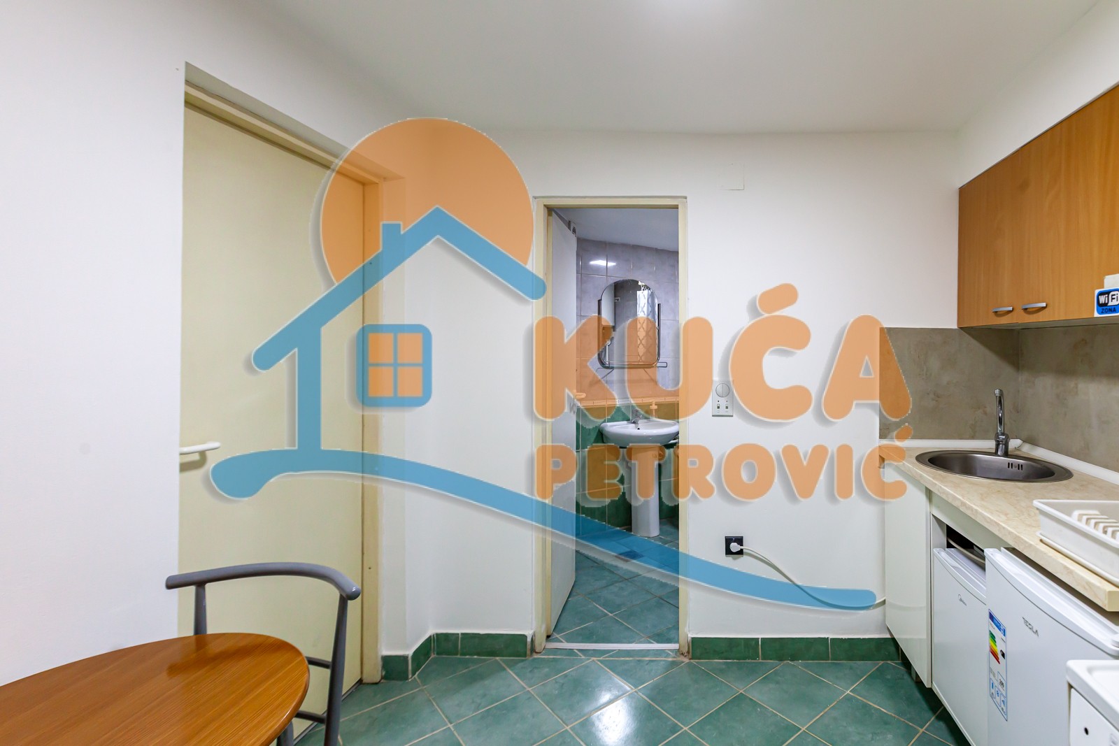 Dvosoban stan, 38 m2, Centar, Katićeva ID: p-013135 7