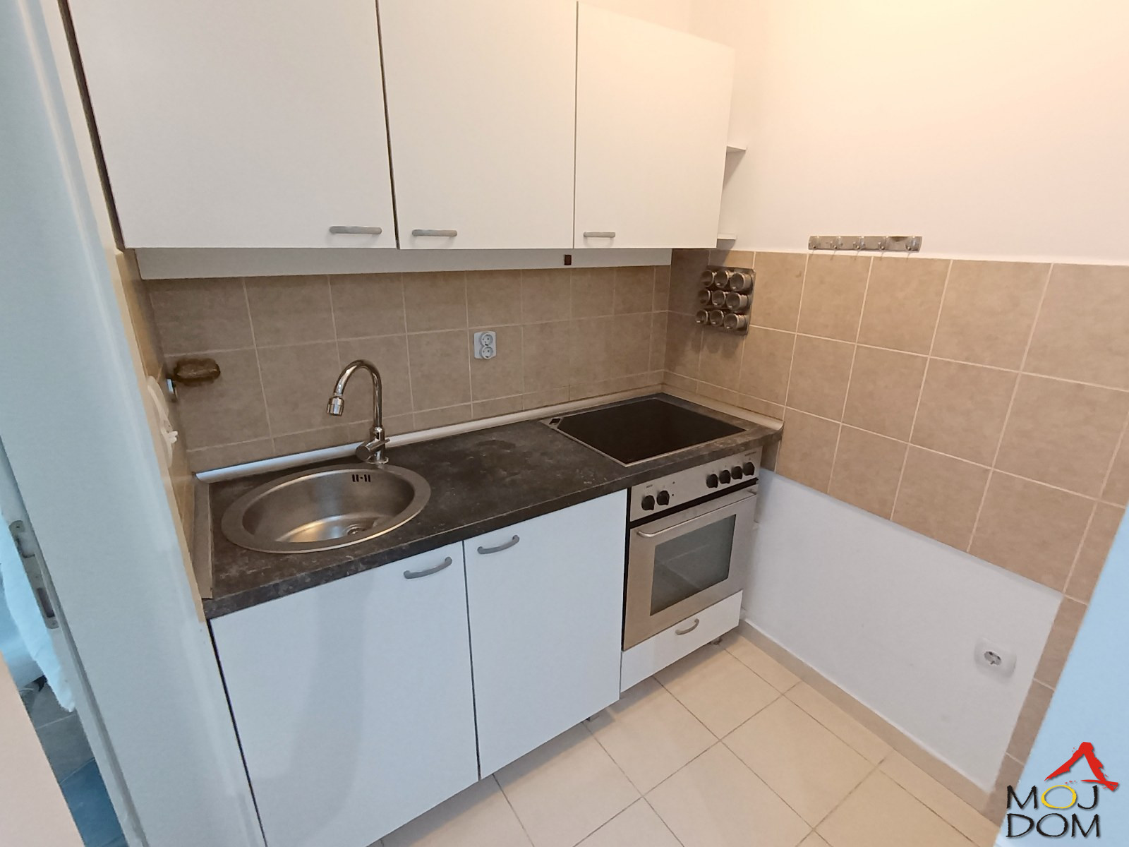 Stan,NOVI SAD,SAJAM,kv: 28, € 75300, ID: 1028759 9